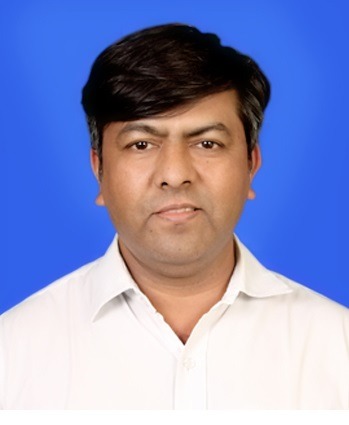 leader image